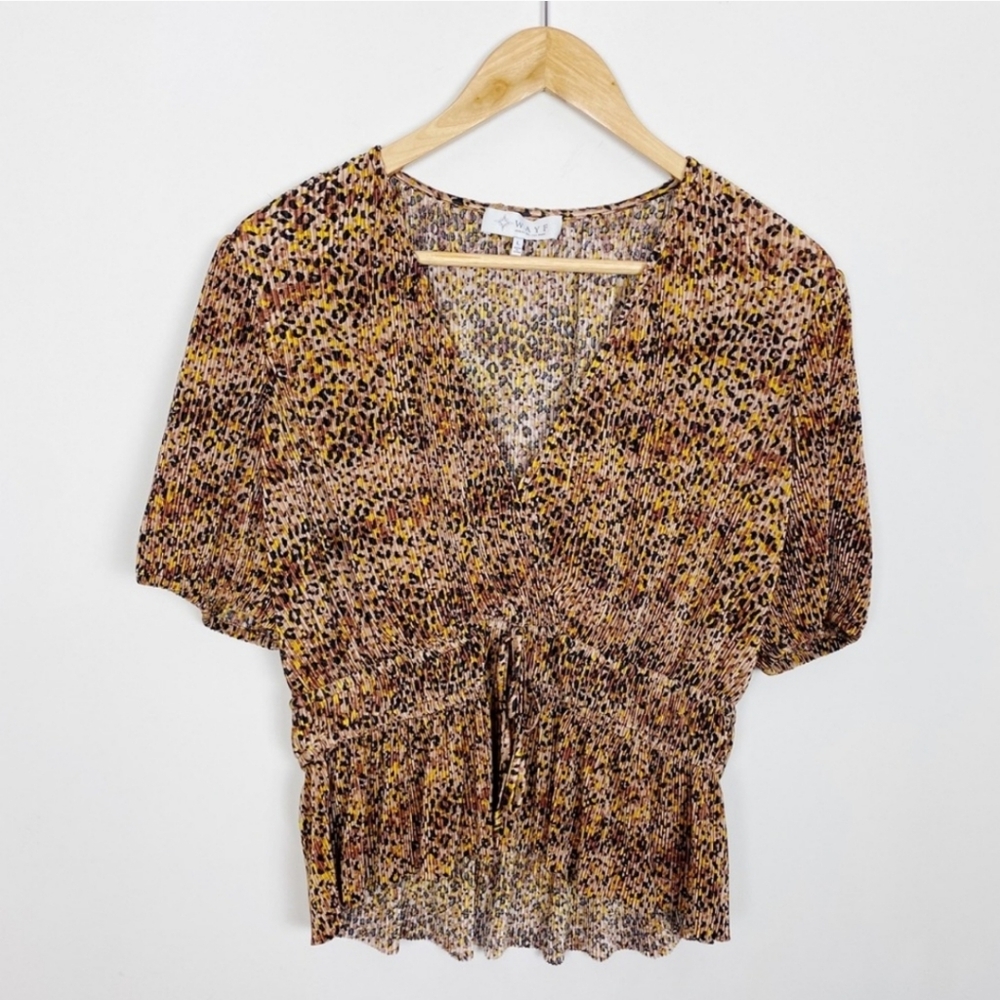 WAYF Short Sleeve Pleated Leopard Print Peplum Surplice Top